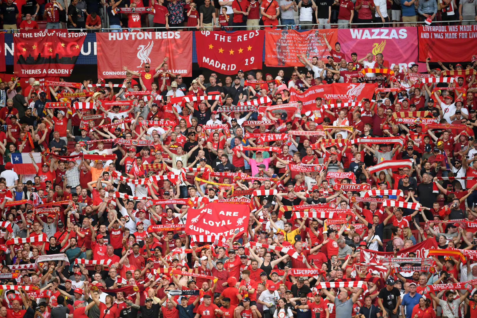 意甲对阵第30支球队球门，劳塔罗当选国米4-0科莫全场最佳（劳塔罗攻破意甲生涯第30队球门 国米4-0科莫他当选全场最佳）