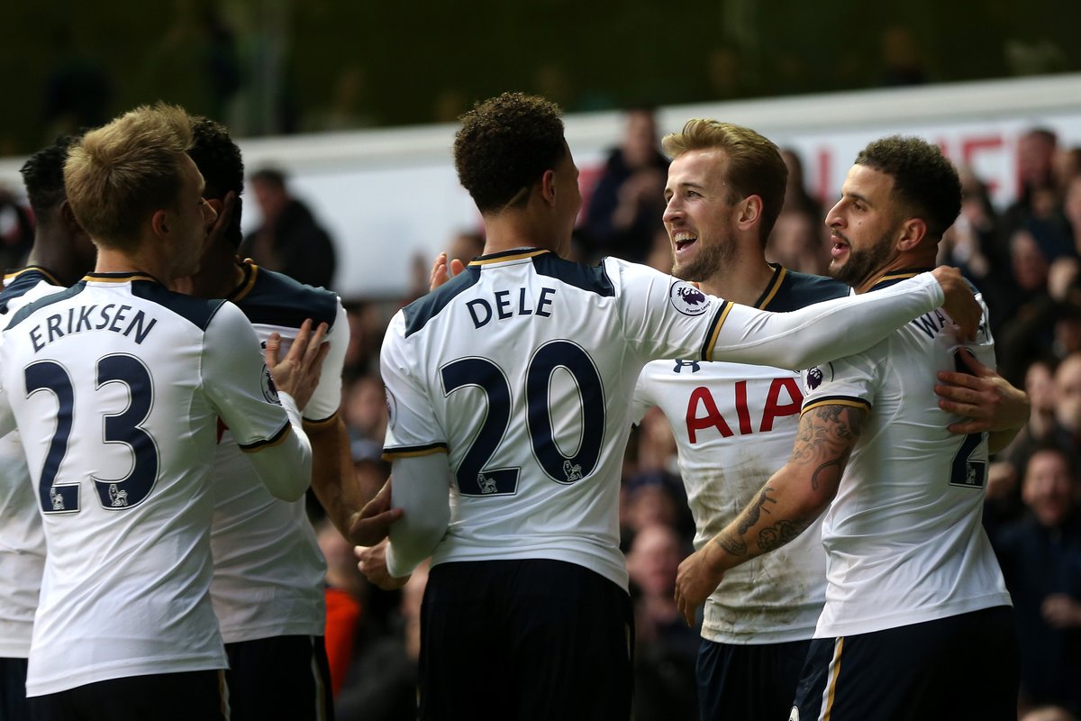 凯恩：基于出色开局，冲击莱万单赛季德甲41球是可以实现的（凯恩：凭借强势开局，冲击莱万德甲单季41球纪录完全可行）