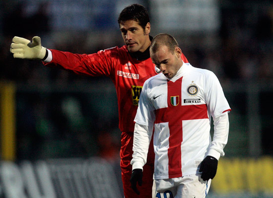 吕文君庆祝夺冠：是海港的三连冠，更是上海的三连冠