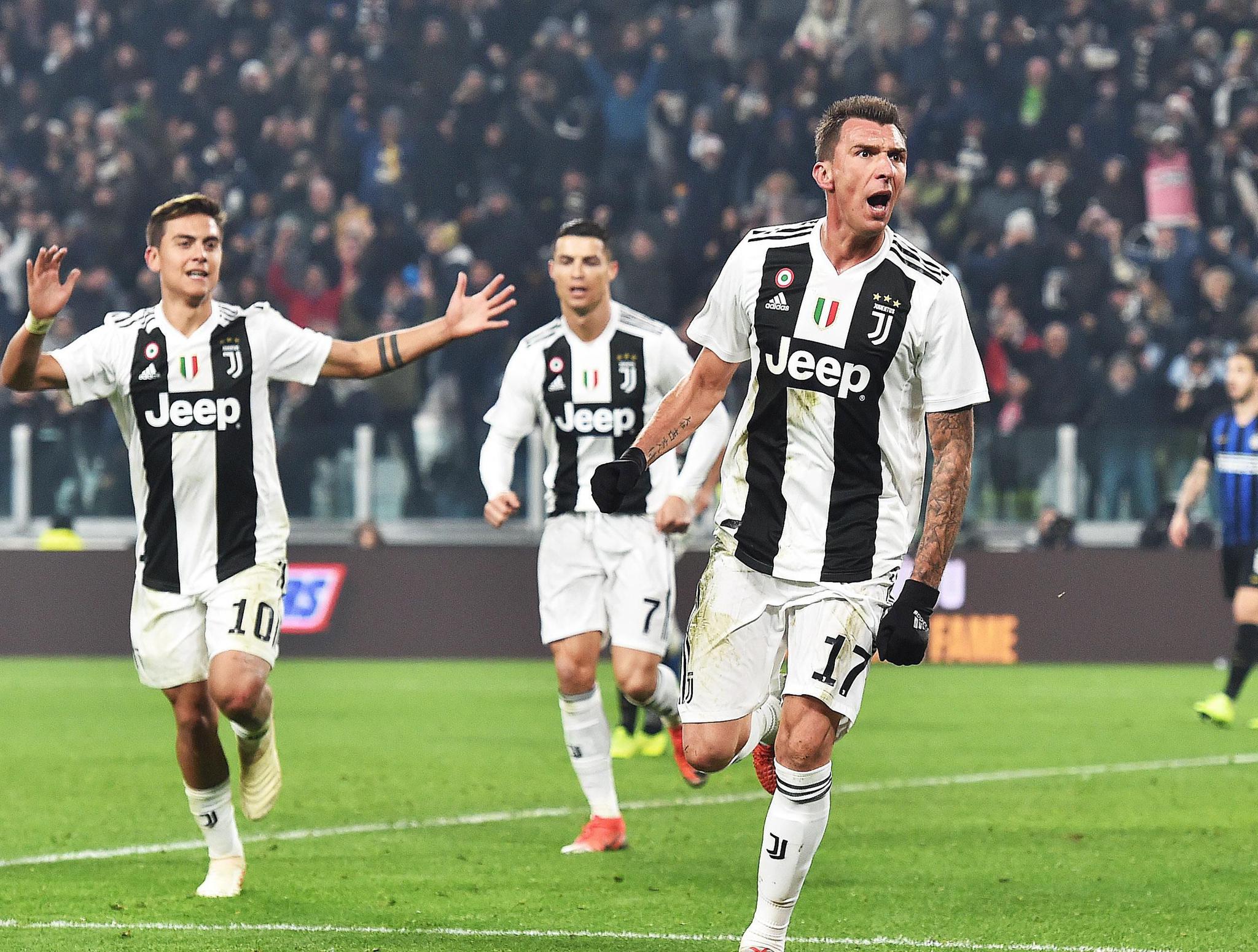 阿连德：这是我第一次拿冠军，也是我第一次戴帽，我很满意