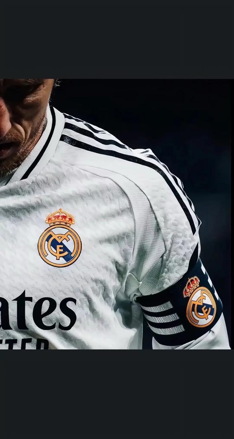 圆满退役！阿尔巴&布斯克茨：实现所有梦想，人生进入新阶段