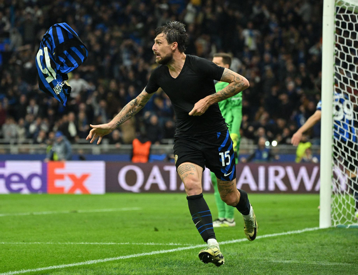 国米大战利物浦，巴萨PK法鹰，参与截图预测今夜欧冠的比分