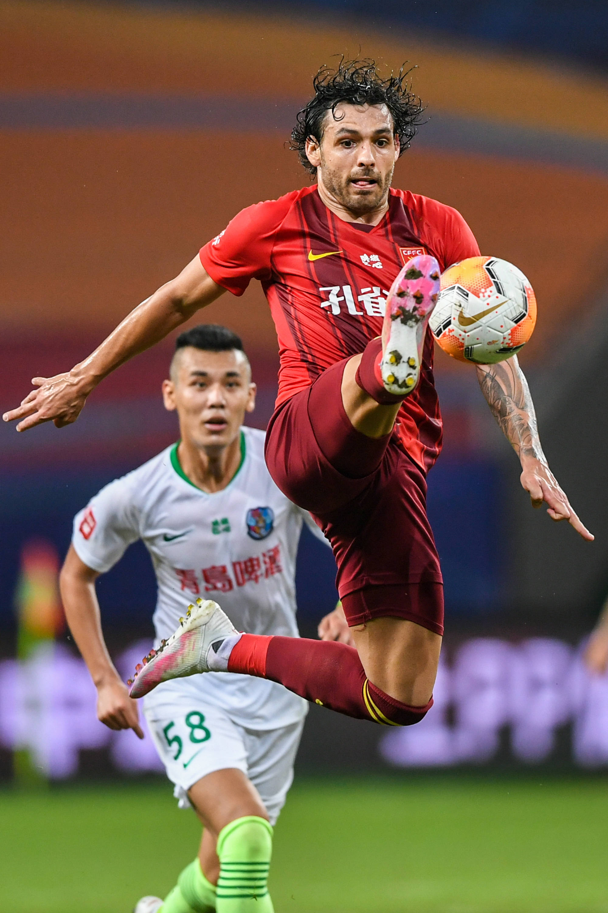 意媒：尤文仍希望签下托纳利，有意用戴维进行交换（意媒称尤文盼引进托纳利，拟以戴维作为交换筹码）