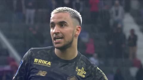 天空体育：阿森纳正与萨卡就一份长期合同进行谈判，进展顺利（天空体育：阿森纳与萨卡推进长期合约谈判，形势乐观）