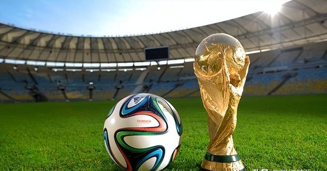 九人皇马主场输球，转播镜头拍到贝林辱骂四官：你XX的白痴