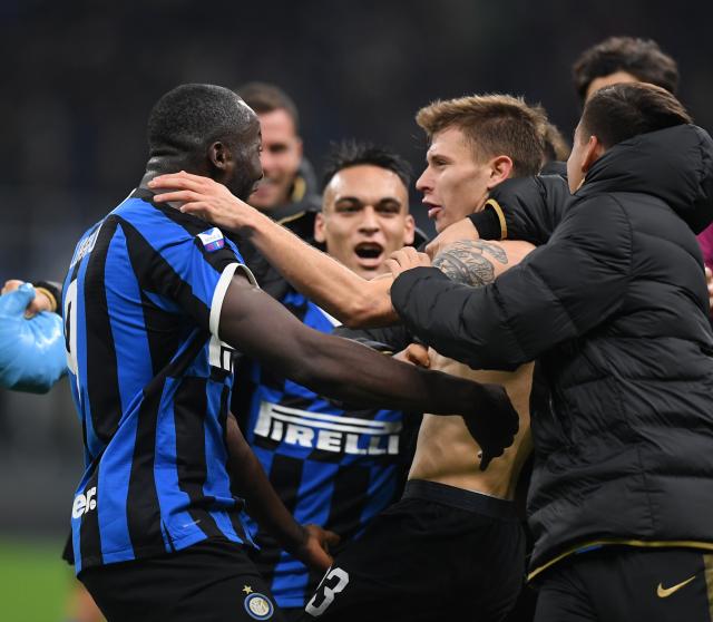 蒂尔曼：曼城大轮换？这给了球队额外的动力，我们看到了机会