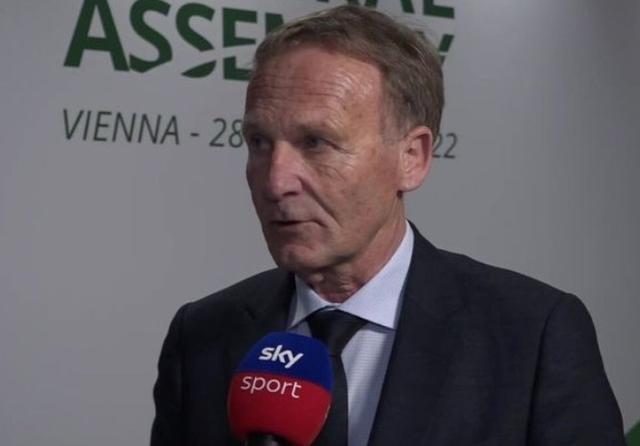 朱利亚诺谈单场最佳：这是我第一个奖杯，被认可让我特别高兴