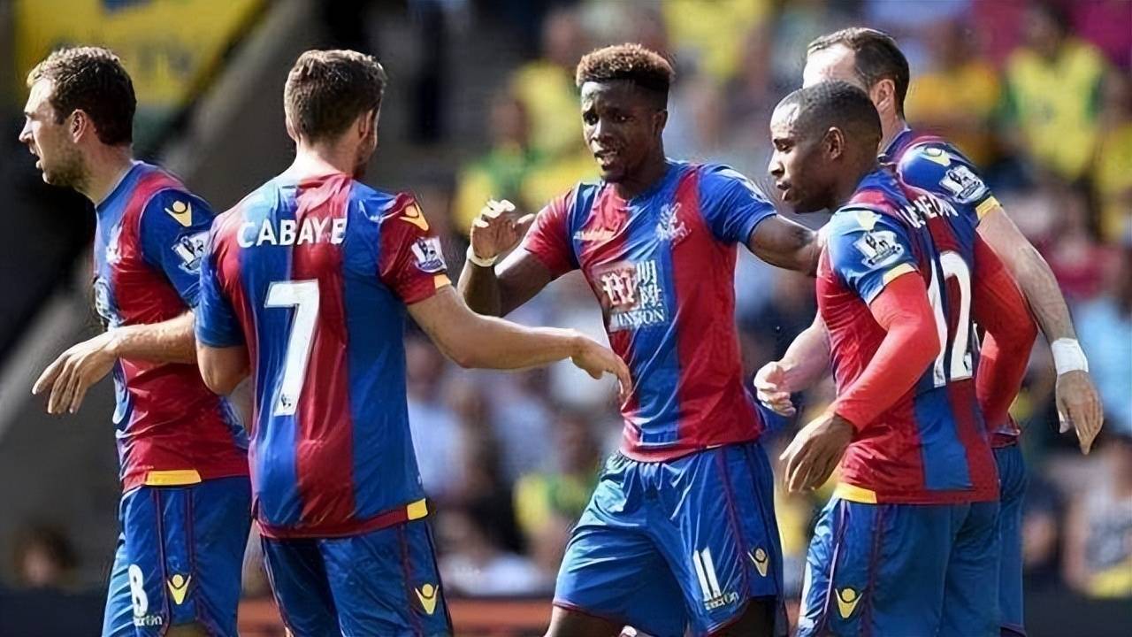 荷兰客战波兰：范戴克、廷贝尔、加克波首发，莱万出战