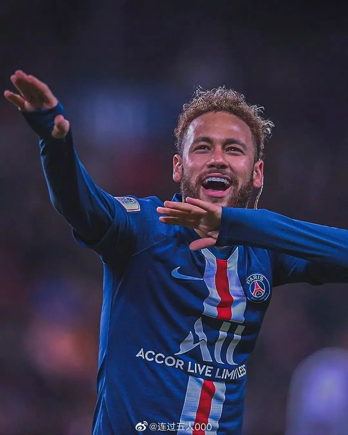 陈泽仕：踢的队伍多了，遇到韩国队这一类对手时也会更加自如