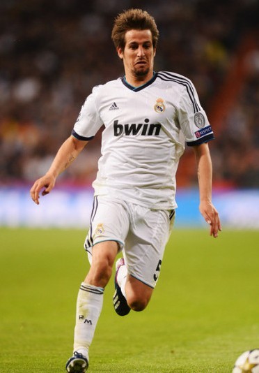 多特vs斯图加特：布兰特、小贝林首发，吉拉西战旧主（多特迎战斯图加特：布兰特、小贝林首发，吉拉西对垒老东家）