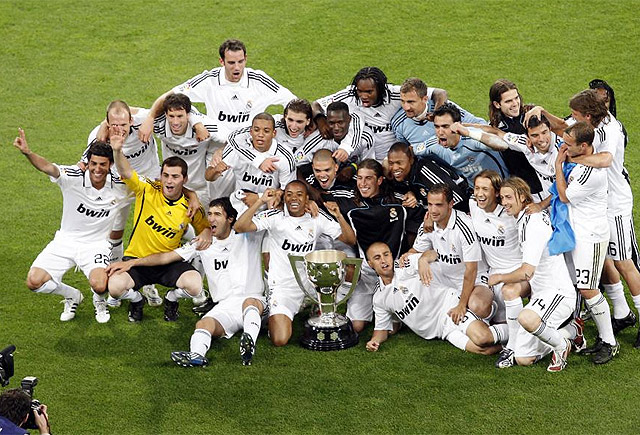 记者：本届世界杯将有半场球员和教练采访，赛前两天开发布会