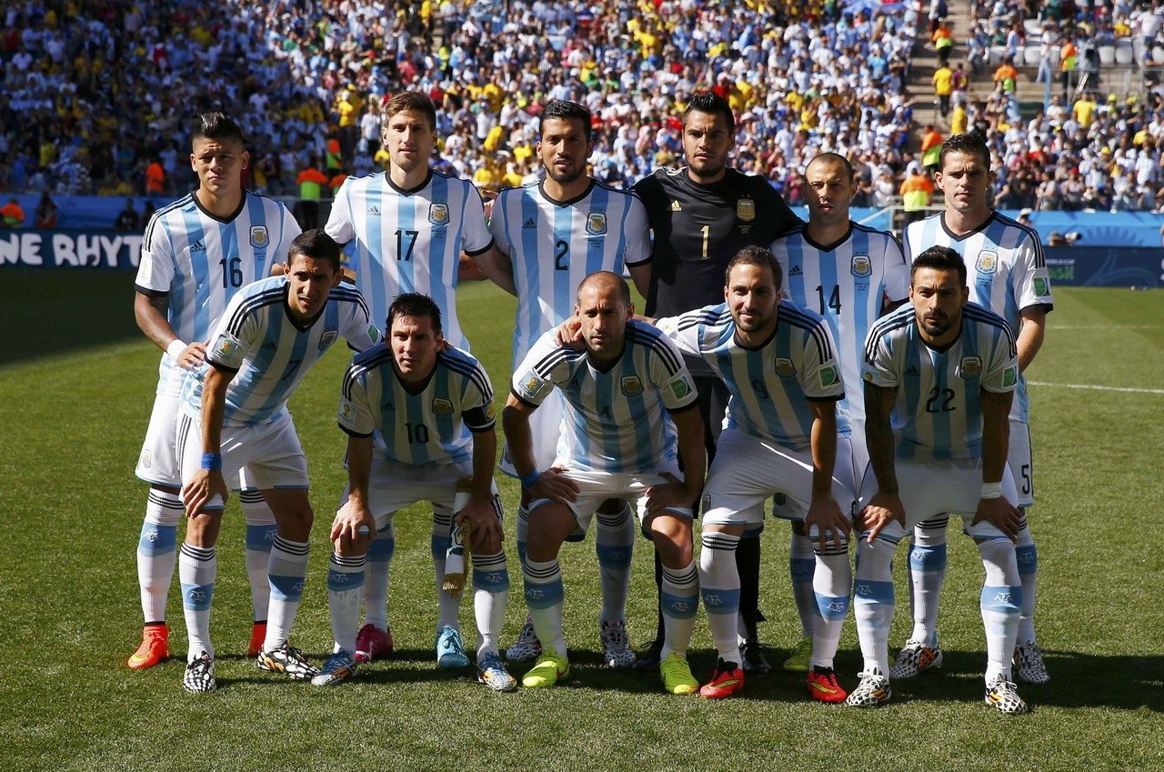 辽宁男篮在CBA杯赛中遭江苏逆转，杨鸣指出防守和心态问题，赛后将迎战NBL合肥狂风。