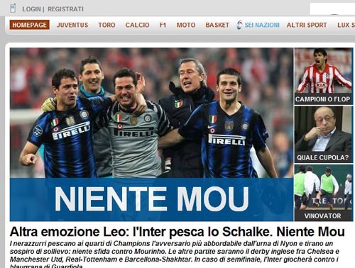 从手足无措到游刃有余，齐达内在公园学着踢毽子