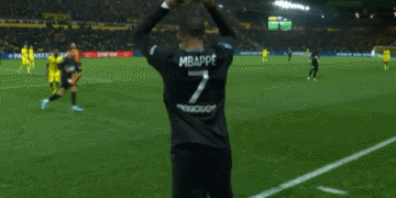 意甲对阵第30支球队球门，劳塔罗当选国米4-0科莫全场最佳（劳塔罗攻破意甲生涯第30队球门 国米4-0科莫他当选全场最佳）